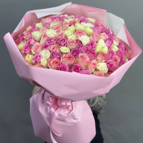 Букет из 151 кенийской розы микс (40 см) в Ногинске