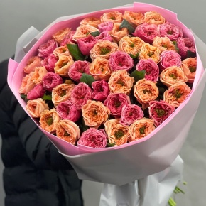 Букет "Лав ю" из 51 пионовидной розы Риджентс парк (60 см) в Ногинске