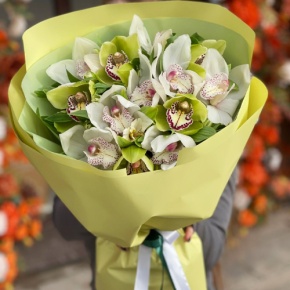 Букет "Бруклин" из орхидей и альстромерий в Ногинске