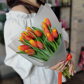 Букет из 15 огненных тюльпанов в Ногинске