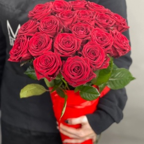 21 красная роза в конусе (50 см) в Ногинске