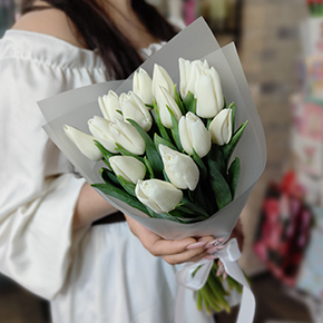 Букет из 15 белых тюльпанов в Ногинске