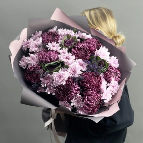 Букет "Виолетта" из хризантем Бигоуди, лимониума, брассики и кустовых хризантем в Ногинске