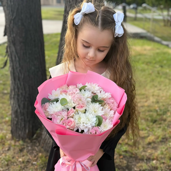 Букет из хризантем, эустом и роз в Ногинске