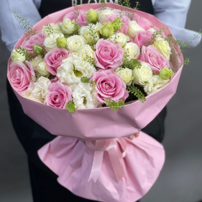 Букет "Нежное признание" из роз и эустом в Ногинске
