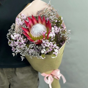 Букет из хамелациума, лимонниума и протеи в Ногинске
