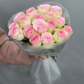 Букет из 17 роз Кения (40 см) в Ногинске