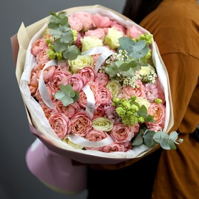 Букет "Миссис" из кустовой розы Джульетта и эустом в Ногинске