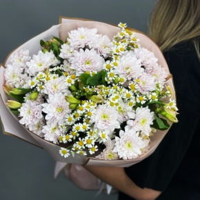 Букет "Сиэтл" из хризантем, альстромерий и ромашек в Ногинске