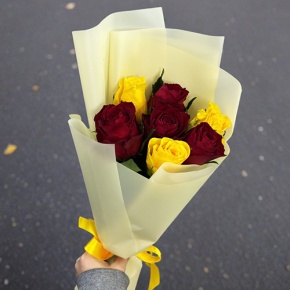 Букет из 7 Кенийских роз (40 см) в Ногинске