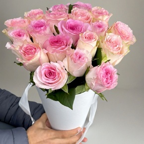 Букет из 21 розы Кения в конусе в Ногинске