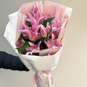 Монобукет из 9 ароматных розовых лилий в Ногинске