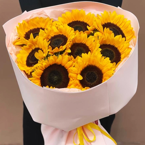 Букет "Солнечный рассвет" из 9 подсолнухов в Ногинске