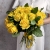 Букет из 25 лимонных роз с рускусом (40 см) в Ногинске