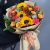 Букет "Ричи" из подсолнухов, альстромерий, гиперикума, роз, скиммии и диантусов в Ногинске