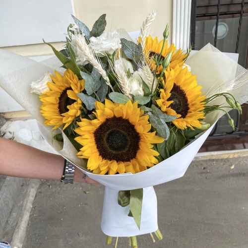 Кантри букет с подсолнухами и пшеницей в Ногинске